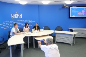 Dmytro Bespalov, Maria Chaplya, Anna Danilenko