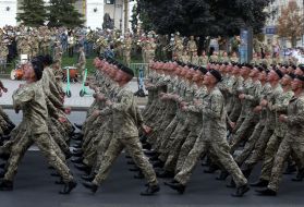 The first rehearsal of the parade in the center of Kiev