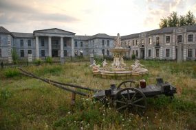 One of the locations of the film studio in Nizhilovichi village