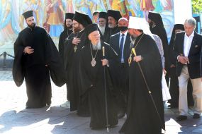 Ecumenical Patriarch Bartholomew, Metropolitan Epiphanius and Viktor Yushchenko