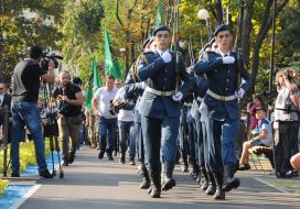 Церемония поднятия Государственного флага Украины