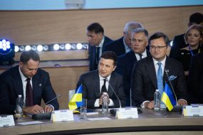 Andriy Yermak, Volodymyr Zelenskyy, Dmytro Kuleba