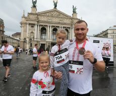 Забег в вышиванках во Львове
