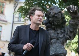 Sebastian Schweikert