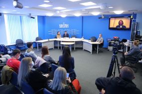 Iryna Suslova and Dmytro Lubinets