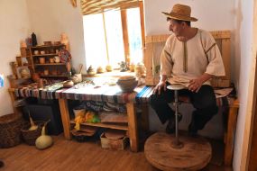 Ethnovillage "Dyvosvit" in the Zaporozhye region