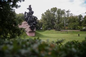 The monument in Babi Yar