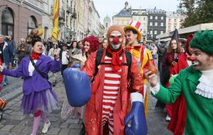 Carnival procession on the occasion of the opening of the theater festival "Golden Lion - 2021"