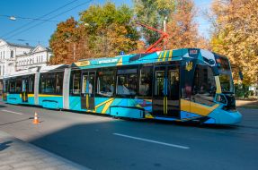 Трамвай виробництва швейцарської компанії Stadler в Харкові