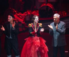 Cabaret-style performance "Sing, Lolа, sing!"