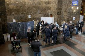 Center for express testing for COVID-19 at the train station