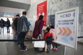 Center for express testing for COVID-19 at the train station