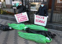 Activists brought "bags of corpses" to the Russian embassy in Kyiv