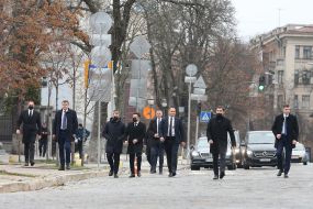 Vladimir Zelensky with security