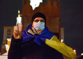 Honoring the memory of the Heroes of the Heavenly Hundred