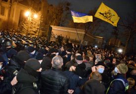 Honoring the memory of the Heroes of the Heavenly Hundred