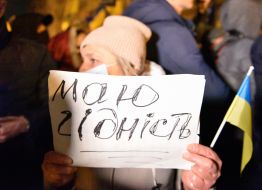 Honoring the memory of the Heroes of the Heavenly Hundred