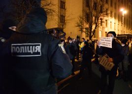 Honoring the memory of the Heroes of the Heavenly Hundred