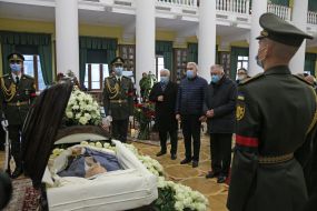 Farewell ceremony with Alexander Omelchenko