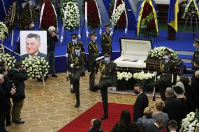 Farewell ceremony with Alexander Omelchenko