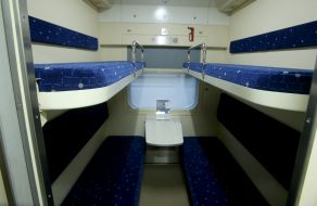 Compartment in a train carriage