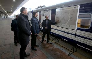 Presentation of new compartment passenger cars