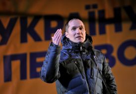 Юрий Бутусов