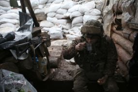 Ukrainian servicemen
