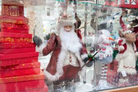 Santa Claus figurine