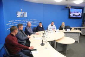 Валентин Ренчковський, Йоганнес Ванденбоорн, Володимир Шрамко, Олександр Дерій, Владислав Нагірняк та Світлана Руденко