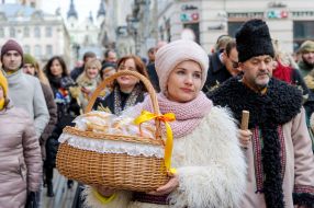 Celebrations on the occasion of the establishment of Christmas Didukh