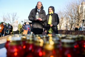 Honoring   in memory of those killed in the UIA plane crash near Tehran