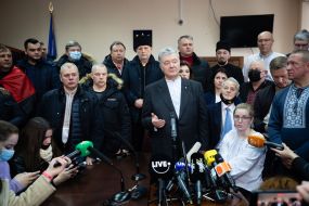 Petro Poroshenko in the building of the Pechersk district court