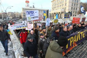 Petro Poroshenko's supporters are marching down the street
