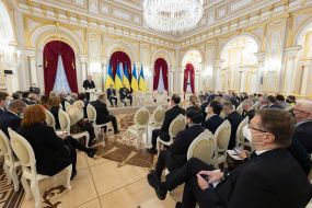 Meeting of the leadership of Ukraine with diplomats