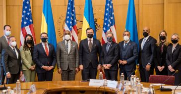 Учасники зустрічі