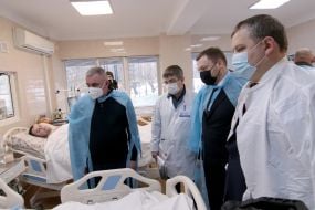 Denis Monastyrsky visited the wounded servicemen in Dnipro