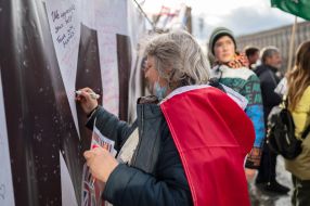 An action #ThanksFriends