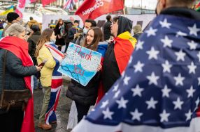 An action #ThanksFriends