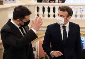 Vladimir Zelensky and Emmanuel Macron