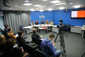 Yuriy Havrylechko, Tymur Chmeruk, Kateryna Odarchenko, Anton Biletskyy and  Oleksandr Khmara