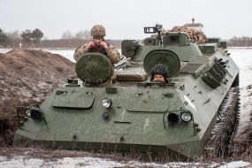 Многоцелевой тягач легкий бронированный