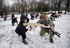 Военная обучение для населения в Киеве