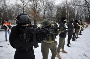 Военная обучение для населения в Киеве