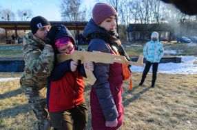 Military training for the civilian population in Lviv