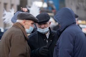 Men in protective masks