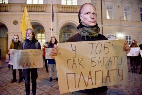 Акція за відставку Сергія Шкарлета