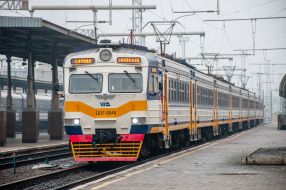 Модернізований приміський поїзд