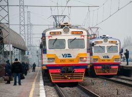 Модернізований приміський поїзд