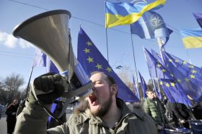 Акция "Империя должна умереть" у посольства РФ